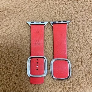 Genuine Apple Watch Modern Magnetic Clasp Leather Band in Red size S 38mm ❤️